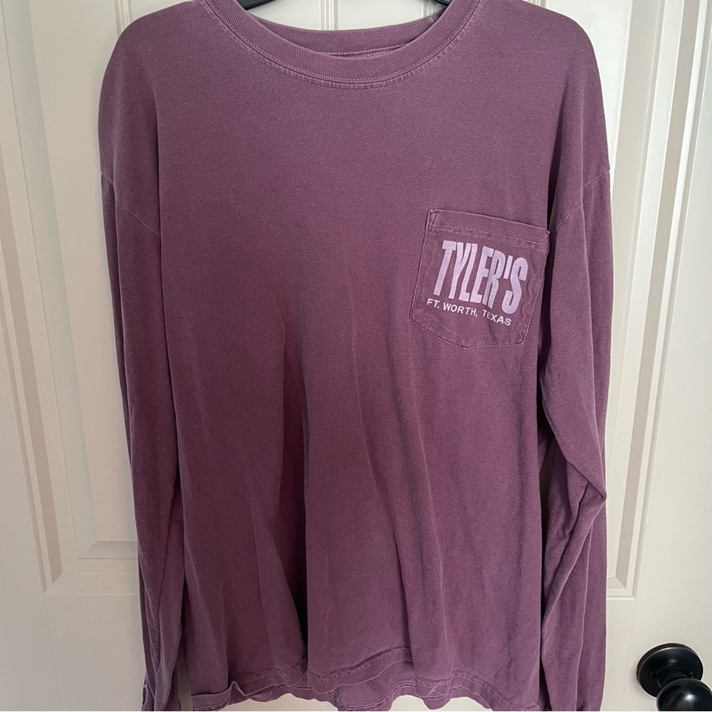 Tyler’s Women’s Long Sleeve Faded Maroon Size M